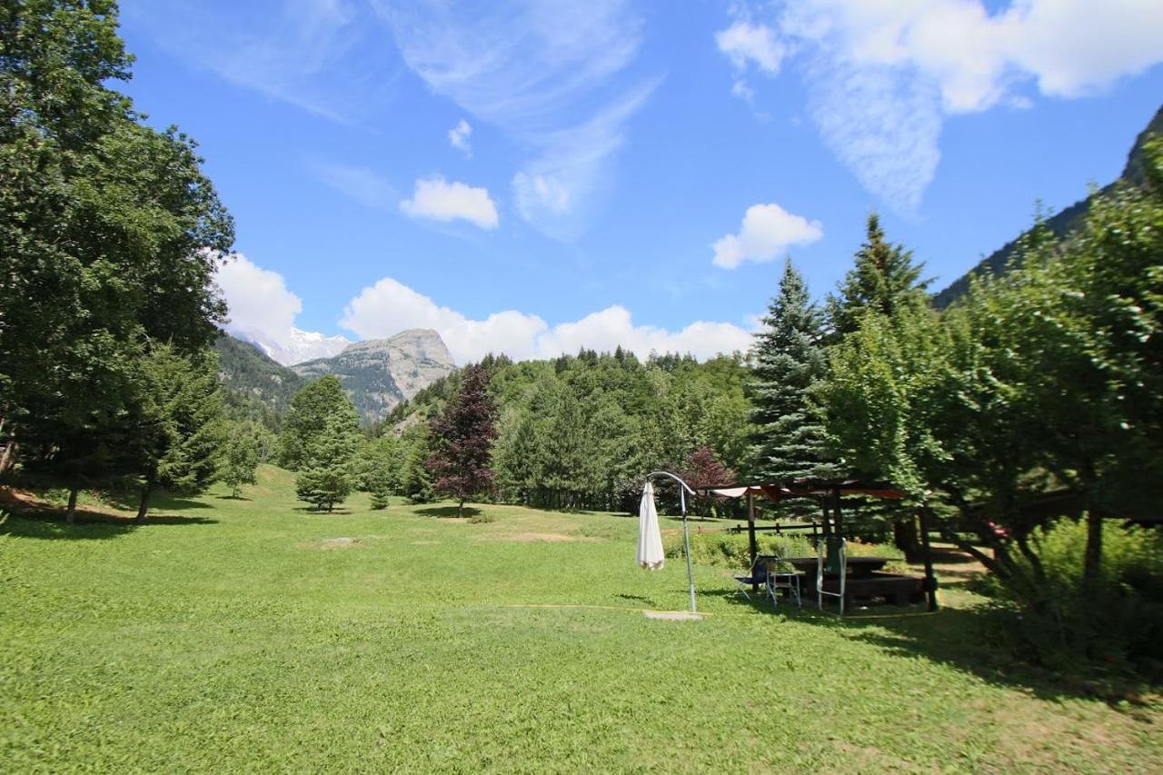 Champex Apartments Pré-Saint-Didier Exteriör bild