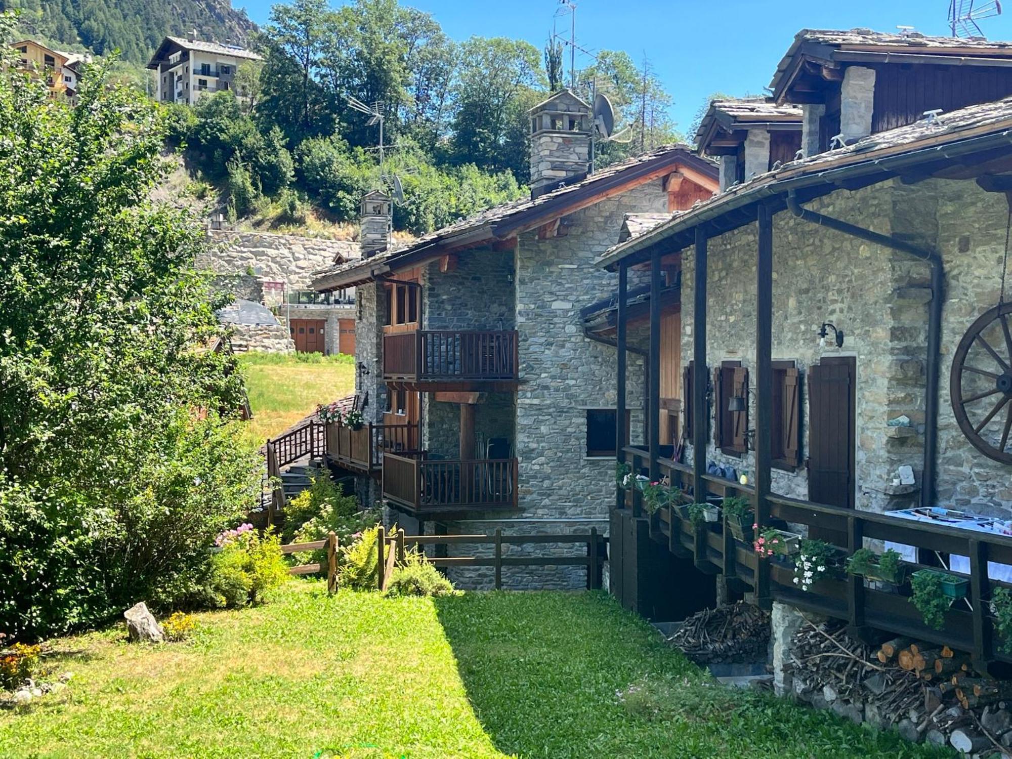 Champex Apartments Pré-Saint-Didier Exteriör bild